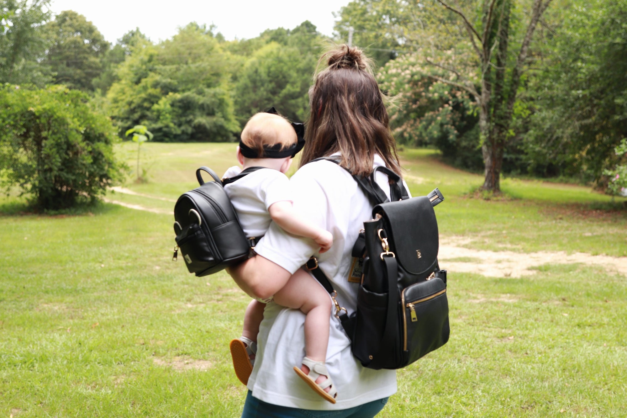 5 Stylish Ways Moms Can Use Their Diaper Bag Beyond Baby